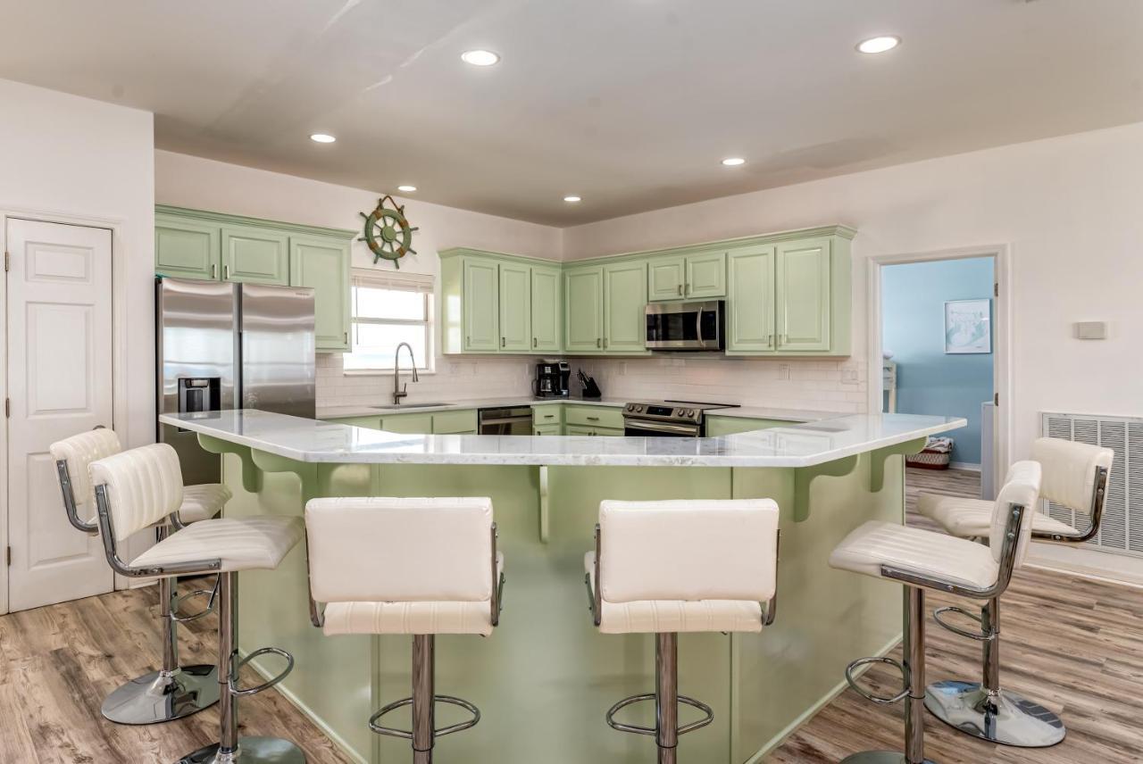 Sun Spot - True Gulf Front Private Home With Lovely Gulf Side Deck, Home Dauphin Island Exterior photo